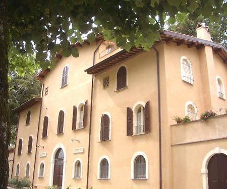 La Locanda Del Borgo Pietralunga  Εξωτερικό φωτογραφία