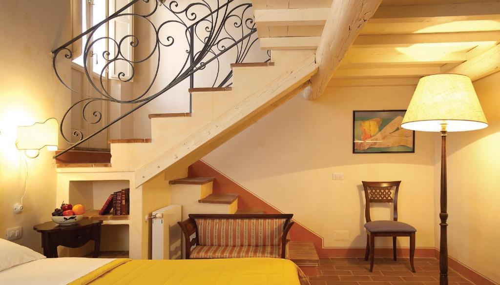 La Locanda Del Borgo Pietralunga  Δωμάτιο φωτογραφία