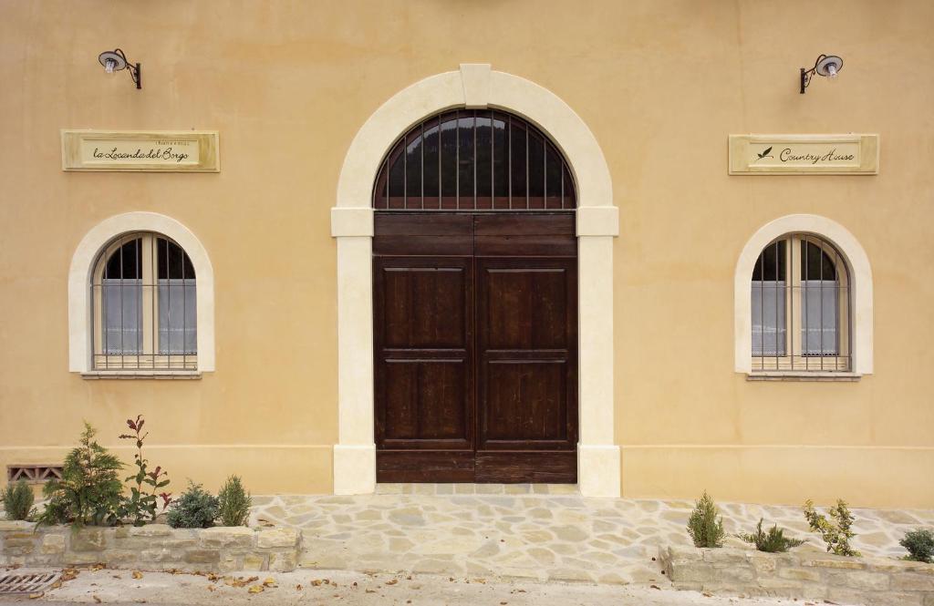 La Locanda Del Borgo Pietralunga  Εξωτερικό φωτογραφία